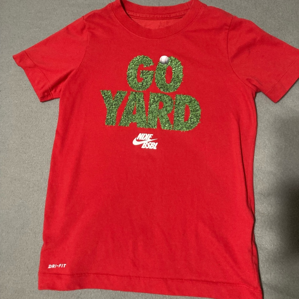 Nike shirt boys size XS
